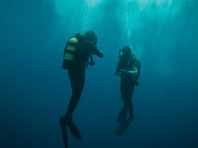 [Crítica] Sin Aire de Maximilian Erlenwein