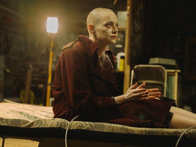 Bugonia: Yorgos Lanthimos y el arte de desarmar la realidad