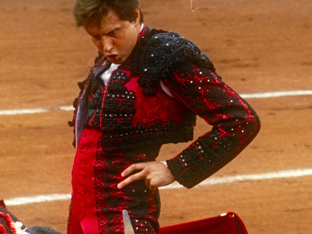 Tardes de soledad: filmar lo que duele mirar